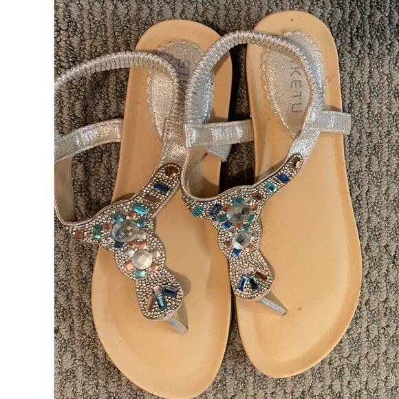 Siketu Size 11 Sandals Dressy - Picture 1 of 5
